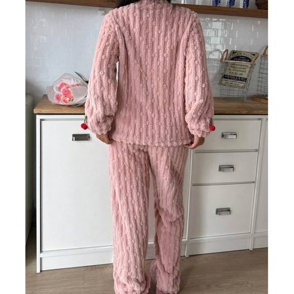 Cozy Textured Teddy Button Down Pants Pajamas Set - Picture 4 of 8